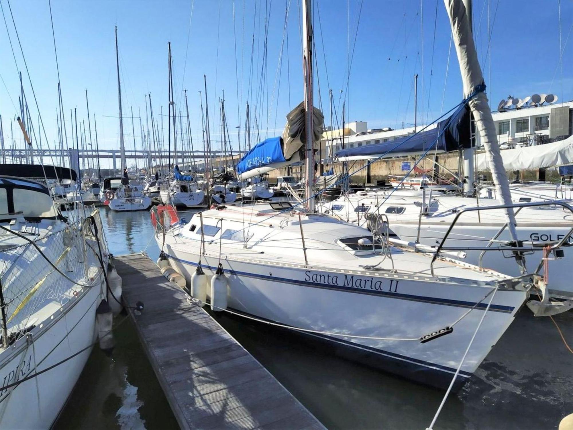 Be Local - Sleep Aboard The Santa Maria Sailing Boat In Lisbon Apartamento Exterior foto